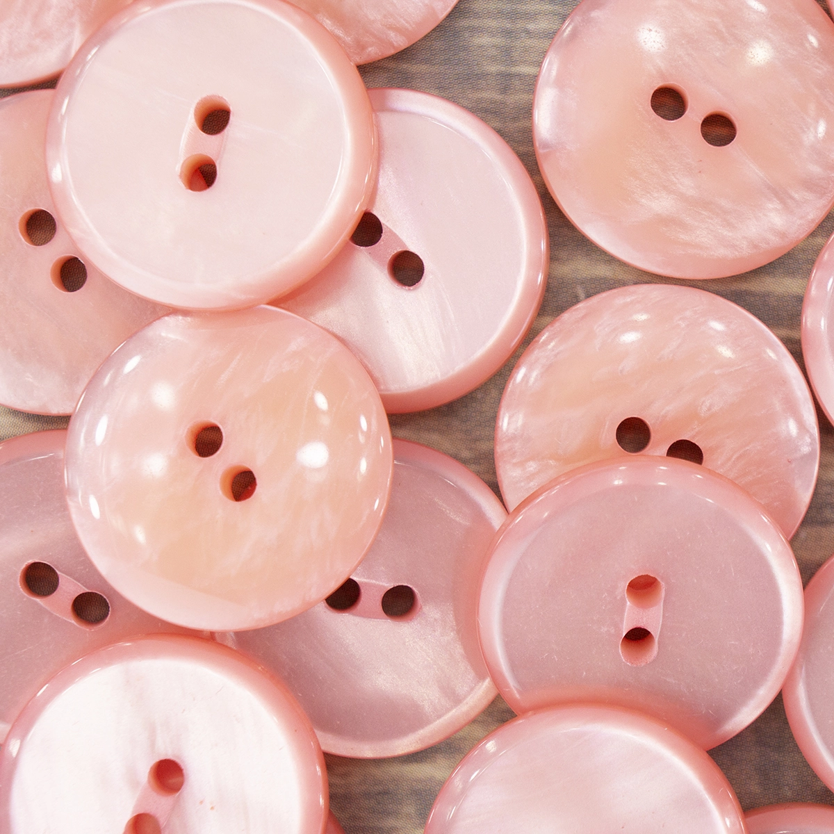 Пуговицы CONCEPT Mother of Pearl, размер 32 (20 мм), COL.56