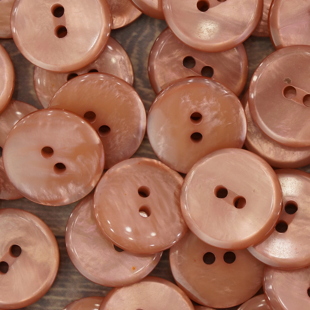 Пуговицы CONCEPT Mother of Pearl, размер 28 (18 мм), COL.58