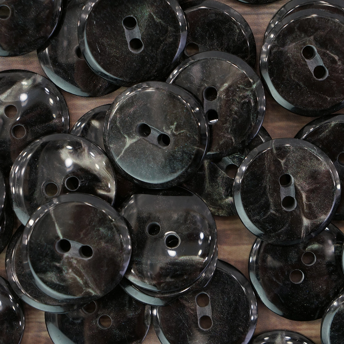 Пуговицы CONCEPT Mother of Pearl, размер 28 (18 мм), COL.5 Deep Sea