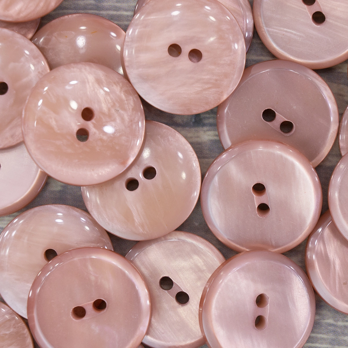 Пуговицы CONCEPT Mother of Pearl, размер 32 (20 мм), COL.58