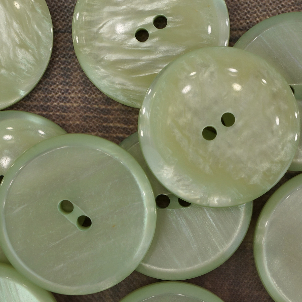 Пуговицы CONCEPT Mother of Pearl, размер 44 (28 мм), COL.68