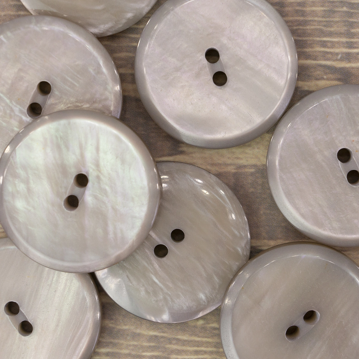 Пуговицы CONCEPT Mother of Pearl, размер 44 (28 мм), COL.62